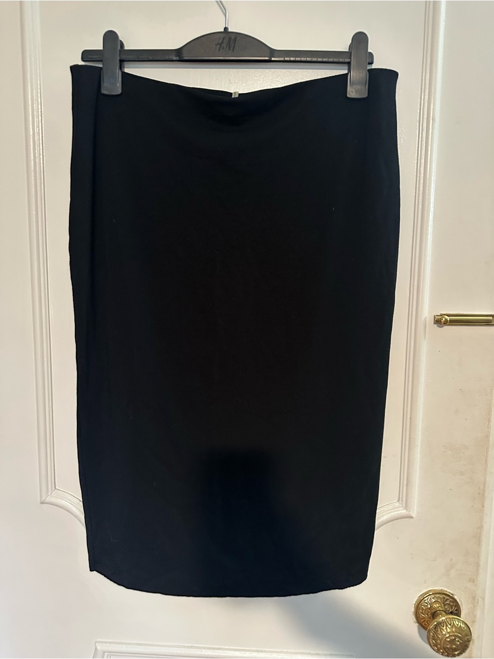 Vince Camuto Black Pull-on Pencil Skirt L